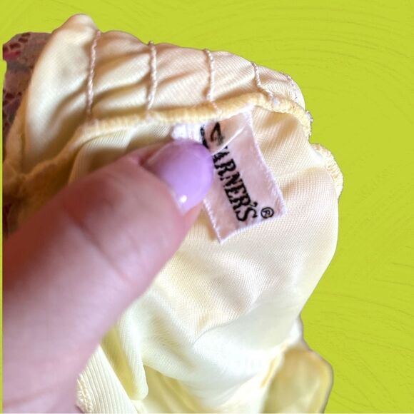 70s vintage nylon chiffon yellow night gown - Picture 9 of 10